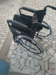 Scaun cu rotile - imagine 3