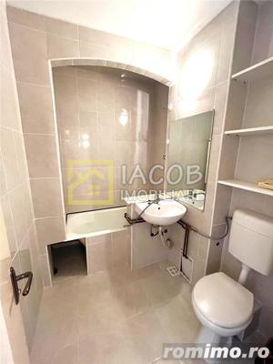 Apartament 3 camere decomandate, pretabil afacere, loc. Comanesti, jud. Bacau - imagine 4