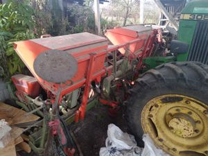 Tractor John Deere 100 CP , plug disc semanatori ierbicidator tocator - imagine 3