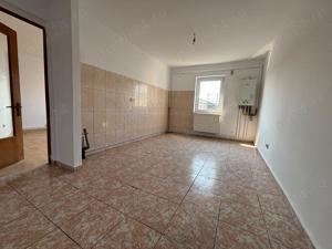 Apartament 3 camere Nord str. Dr. Hacman - imagine 5