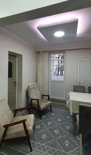 Apartament cu trei camere în bloc tip vila  - imagine 4