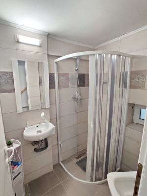 Inchiriezi garsoniera cu doua nivele - imagine 2