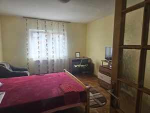 Apartament de 3 camere zona Ciucas