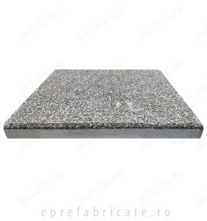 Trotuar din beton cu aspect de piatra de rau 120x100x10 cm