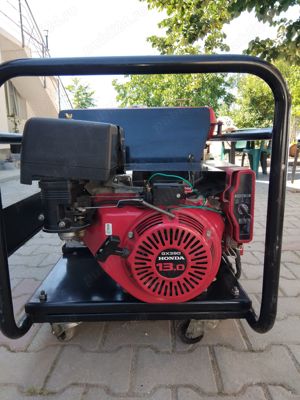 Vând generator Honda 13cp 7.5kw trifazic si pornire automată