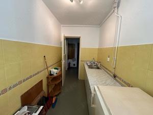 Apartament 2 camere parter Nord str. Henri Coanda - imagine 13