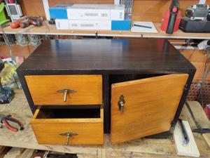 Dulapior mic cu 1 usa si 2 sertare - imagine 3