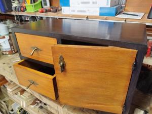 Dulapior mic cu 1 usa si 2 sertare