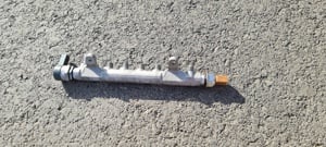 Rampa Injectoare originala Vw,Audi,Seat,Skoda 03L089G 2.0TDI CBBB,CBAB,CAHA,CBA,CBB,CBD