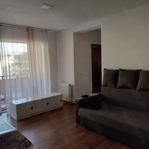 Vând apartament cu 3 camere