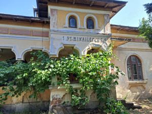 Casa tip boierească suprafața182 metri pătrați Argeș