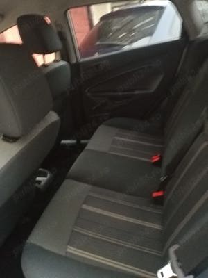 Vând Ford fiesta 2009 - imagine 10