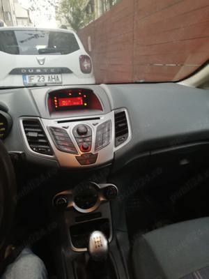 Vând Ford fiesta 2009 - imagine 7