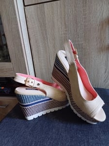 Sandale dama cu platforma