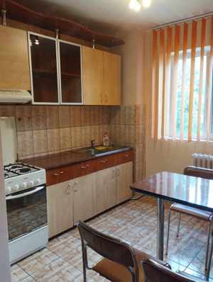  De Vanzare !!! Apartament 2 cam Cetate  - imagine 2