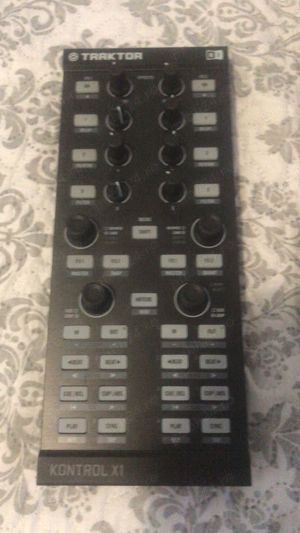 Vand Mixer traktor kontrol x1 Nou