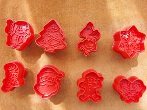 Jucarii - Pansoane pentru turta dulce - plastilina etc - imagine 3