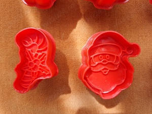 Jucarii - Pansoane pentru turta dulce - plastilina etc - imagine 6