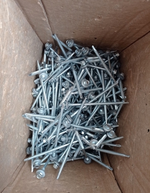 holsuruburi panouri tip sandwich 