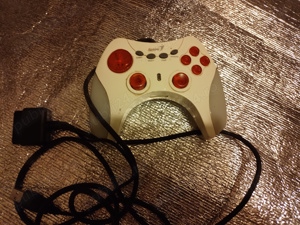 Vand  CONSOLE pentru jocuri  la televizor sau calculator