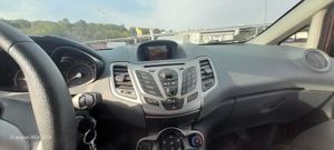 Vand  URGENT Ford Fiesta 2010 - imagine 6