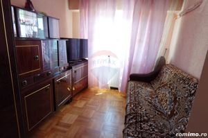 Apartament cu 3 camere de vânzare - imagine 3