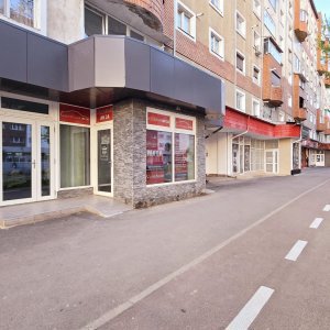 Spatiu comercial modern in zona Govândari - Bulevardul Republicii nr 28 ID 1221 - imagine 2