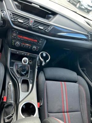BMW x1 xdrive 20D 184 cp - imagine 8