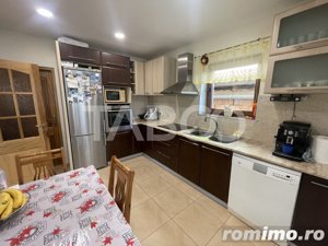 Casa individuala 4 camere 135 mpu garaj pivnita teren 588 mp Sura Mare - imagine 8