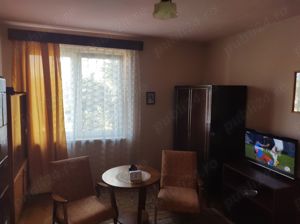 Închiriez apartament cu 2 camere - imagine 2