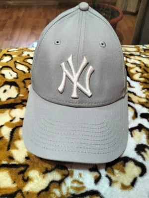 Vând șapcă new era originală  - imagine 1