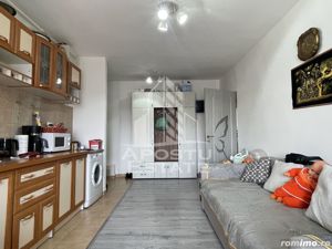 Apartament spatios Shopping City - imagine 8