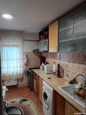  vând  sau  schimb apartament cu 3 camere cu 2 camere  - imagine 2