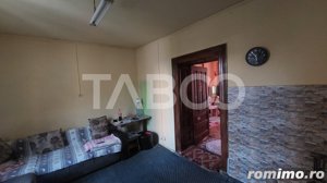 Casa de vanzare cu teren 763 mp si 5 camere 178 mpu zona Lupeni Sibiu - imagine 6