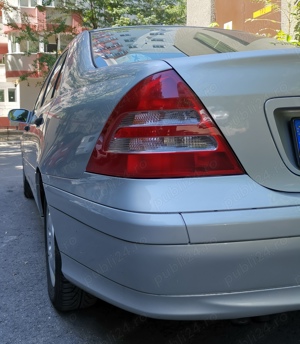 Mercedes Benz w203 - C Class 180 Kompressor - imagine 2