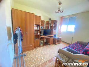 Apartament 3 camere Complex Studentesc - imagine 11