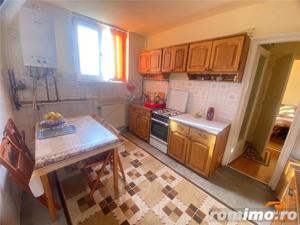 Apartament 3 camere Complex Studentesc - imagine 2