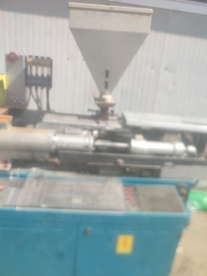 masini injectii mase plastice - imagine 3