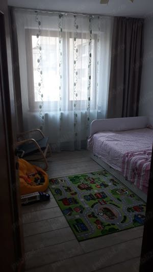 Proprietar - inchiriez apartament cu 3 camere in cartierul crangasi - imagine 3