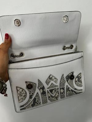 Geantă Guess crossbody albă - imagine 3