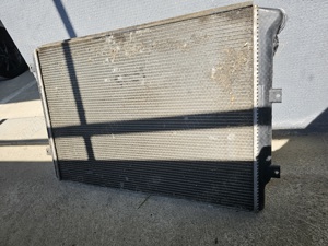 Radiator Apa Motor Gama VAG ( Audi , Touran, Caddy, Golf , Passat , Skoda) Cod 1K0121251AB - imagine 2