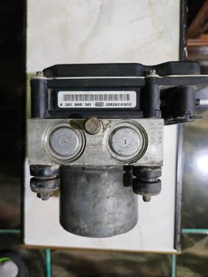 Vand unitate control ABS Peugeot 307 - imagine 4