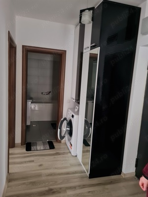 vand apartament 2 camere 