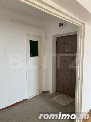 Apartament 3 camere in oras Buhusi - imagine 2