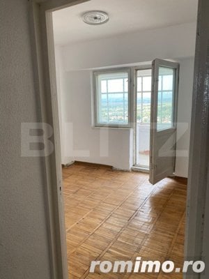 Apartament 3 camere in oras Buhusi - imagine 11