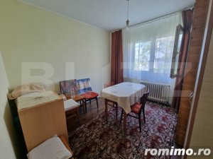 Apartament 3 camere, 47mp, etaj intermediar, zona Parang - imagine 2