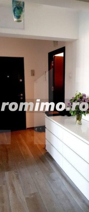 Apartament cu 2 camere, 62 mp, decomandat, 9 Mai - imagine 3