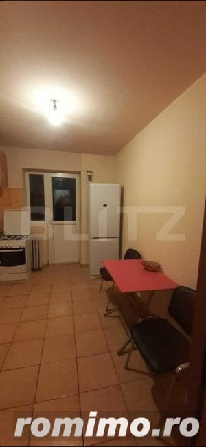 Apartament 3 camere, 72 mp, Petrolul - imagine 2