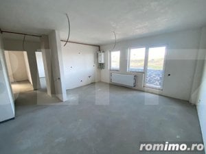 Apartament 3 camere, 70mp + 22mp terasa, etaj intermediar, zona Regal