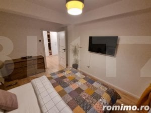 Apartament de LUX, 2 camere, 53mp, lift, parcare, terasa 11mp, zona Floresti - imagine 9